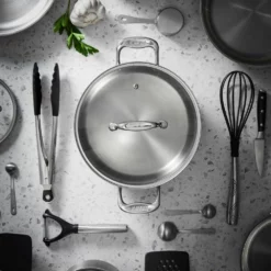 Baccarat IconiX 24cm Casserole With Lid -Deals Baccarat Store 1021239 bciconixcasswlid24x11 5cm 1332