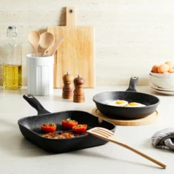 Baccarat Granite Grill Twin Pack 26cm & 28cm -Deals Baccarat Store 1023147 bcgranitetwingrill28 fry26 06