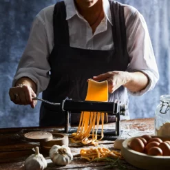 Baccarat Gourmet 180mm Pasta Machine Black -Deals Baccarat Store 1038537 bcblkpastamaker 5 1000x1000