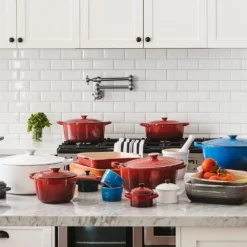 Baccarat Le Connoisseur 27cm Cast Iron Oval French Oven With Lid Red 3.5L -Deals Baccarat Store pcp 1021275 3 1