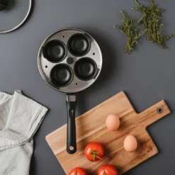 Baccarat Stone Egg Poacher With Lid